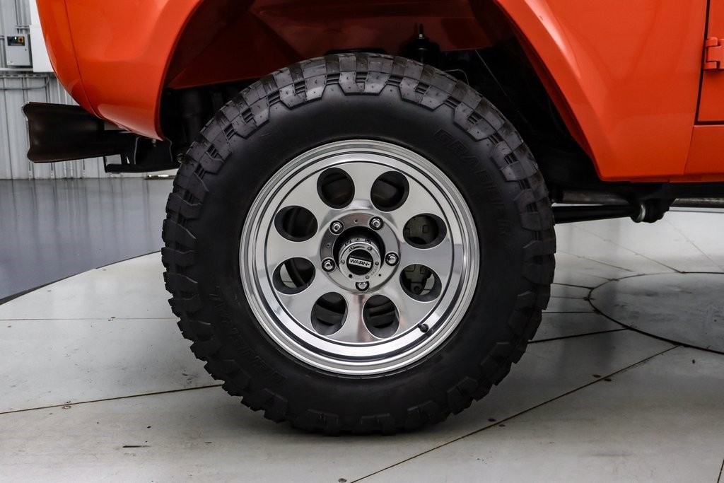 Ford-Bronco-1972-10