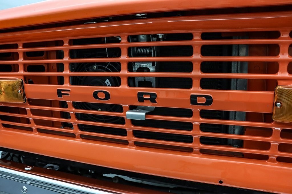 Ford-Bronco-1972-12