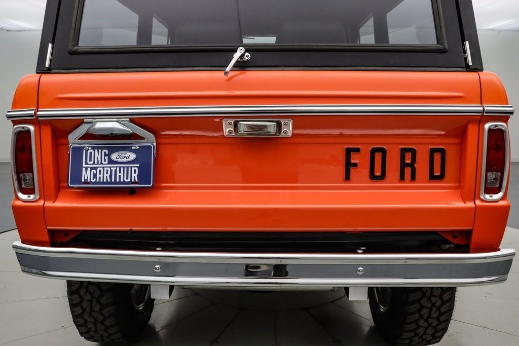Ford-Bronco-1972-18