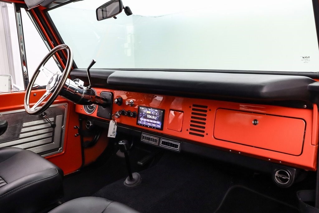 Ford-Bronco-1972-36