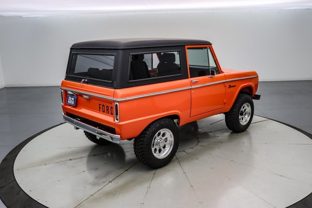 Ford-Bronco-1972-4
