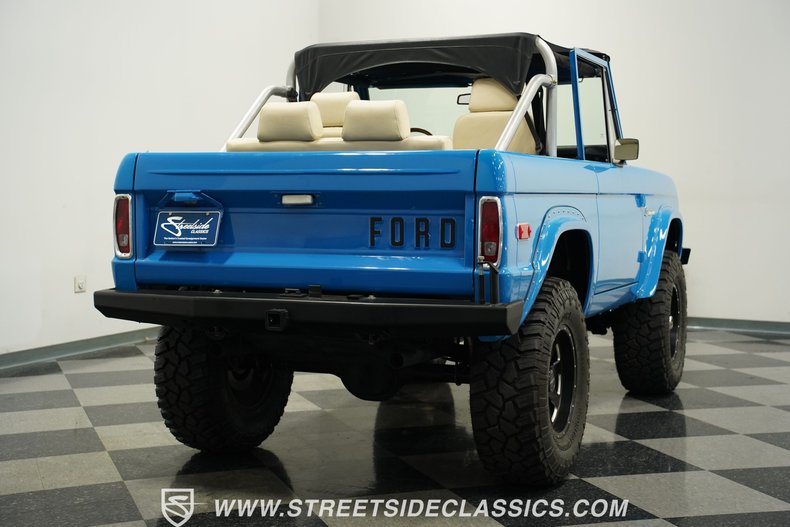 Ford-Bronco-1972-Bahama-Blue-White-14