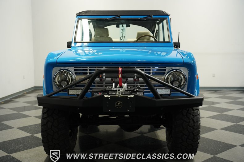 Ford-Bronco-1972-Bahama-Blue-White-20