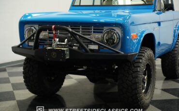 Ford-Bronco-1972-Bahama-Blue-White-21