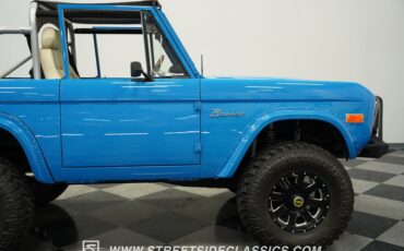 Ford-Bronco-1972-Bahama-Blue-White-30