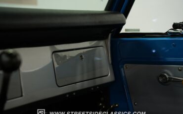 Ford-Bronco-1972-Bahama-Blue-White-41