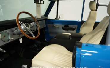 Ford-Bronco-1972-Bahama-Blue-White-7