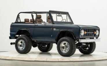 Ford-Bronco-1972-SUV-4