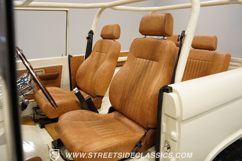 Ford-Bronco-1972-Wimbledon-White-Tan-17