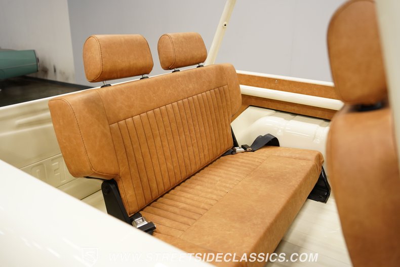 Ford-Bronco-1972-Wimbledon-White-Tan-19