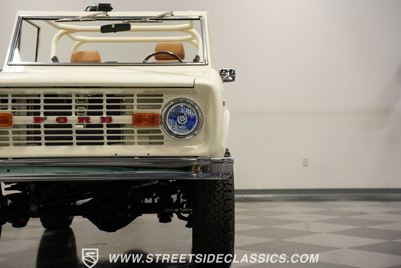 Ford-Bronco-1972-Wimbledon-White-Tan-32