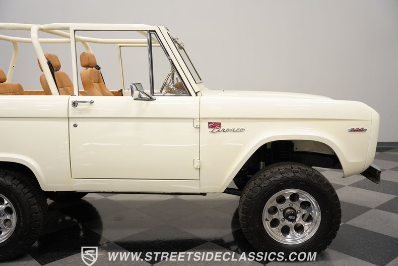 Ford-Bronco-1972-Wimbledon-White-Tan-41