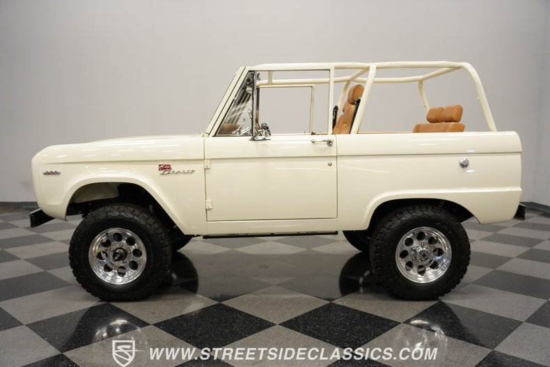 Ford-Bronco-1972-Wimbledon-White-Tan