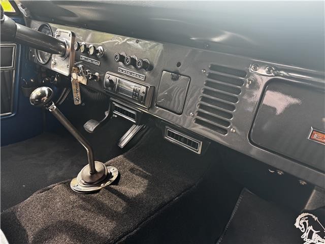 Ford-Bronco-1973-10