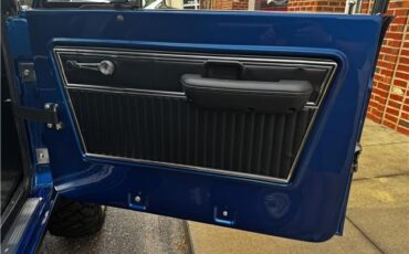 Ford-Bronco-1973-11