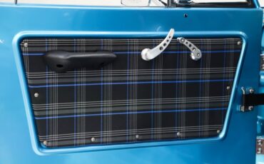 Ford-Bronco-1973-Electric-Blue-Black-20