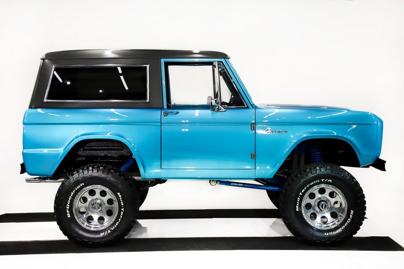Ford-Bronco-1973-Electric-Blue-Black-25