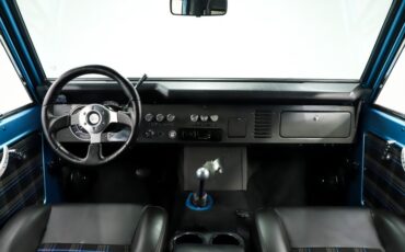 Ford-Bronco-1973-Electric-Blue-Black-30