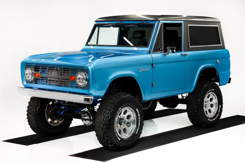 Ford-Bronco-1973-Electric-Blue-Black-33
