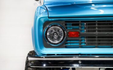 Ford-Bronco-1973-Electric-Blue-Black-38