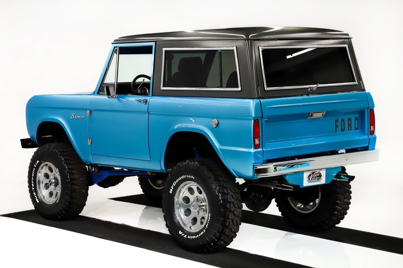 Ford-Bronco-1973-Electric-Blue-Black-4