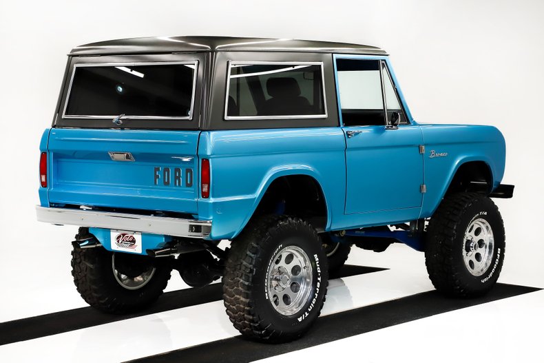 Ford-Bronco-1973-Electric-Blue-Black-41