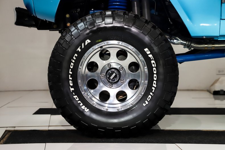 Ford-Bronco-1973-Electric-Blue-Black-6