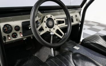 Ford-Bronco-1973-SUV-11