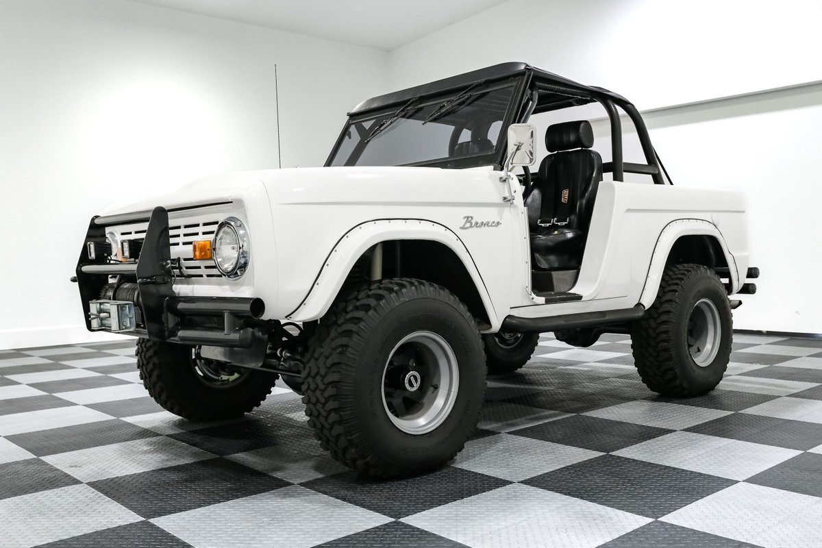 Ford-Bronco-1973-SUV-2
