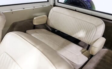 Ford-Bronco-1974-SUV-14