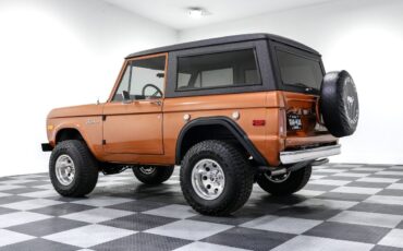 Ford-Bronco-1974-SUV-4