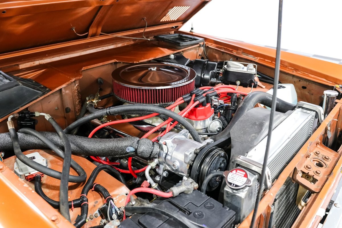 Ford-Bronco-1974-SUV-8