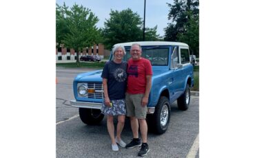 Ford-Bronco-1974-medium-blue-metallic-off-white-9