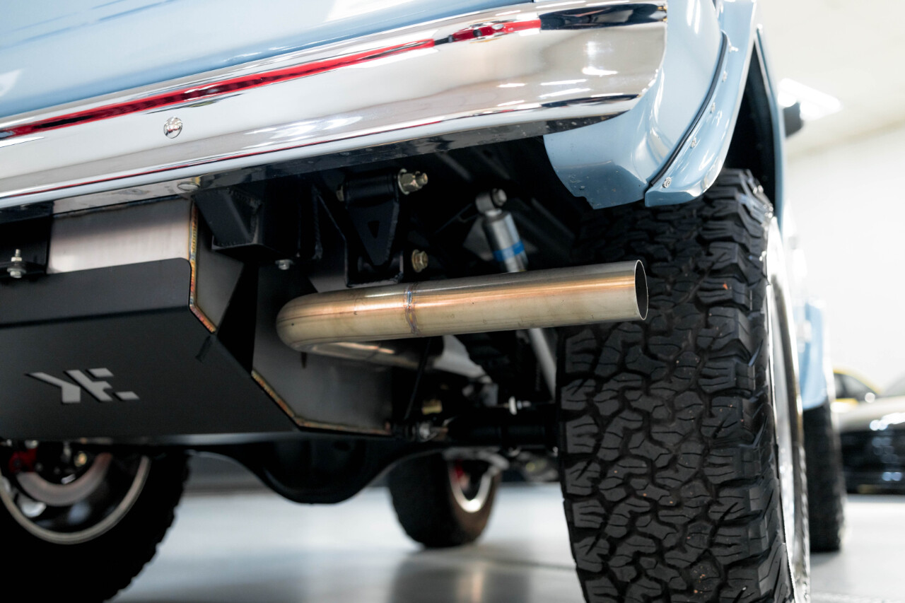 Ford-Bronco-1977-SUV-27