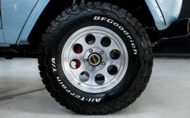 Ford-Bronco-1977-SUV-30