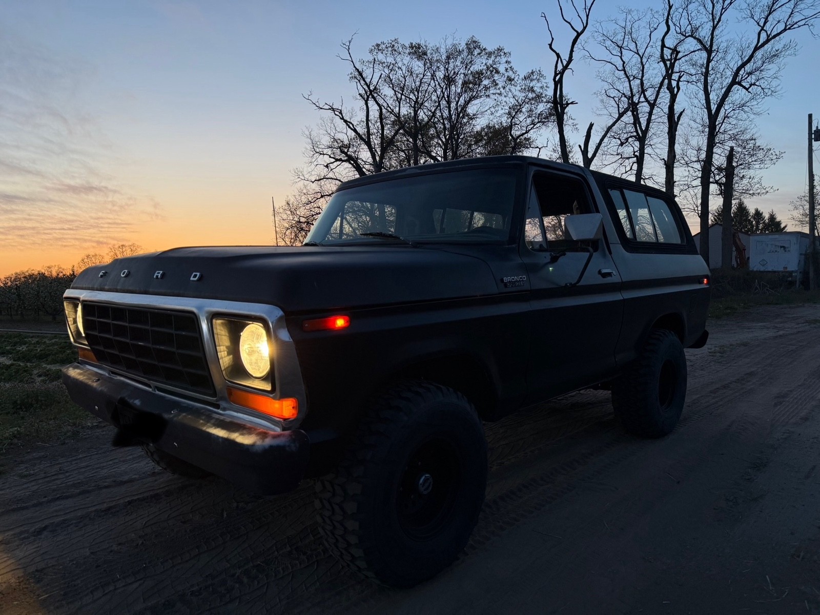 Ford-Bronco-1978