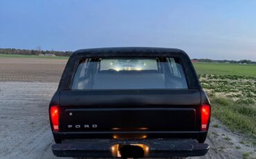 Ford-Bronco-1978-5