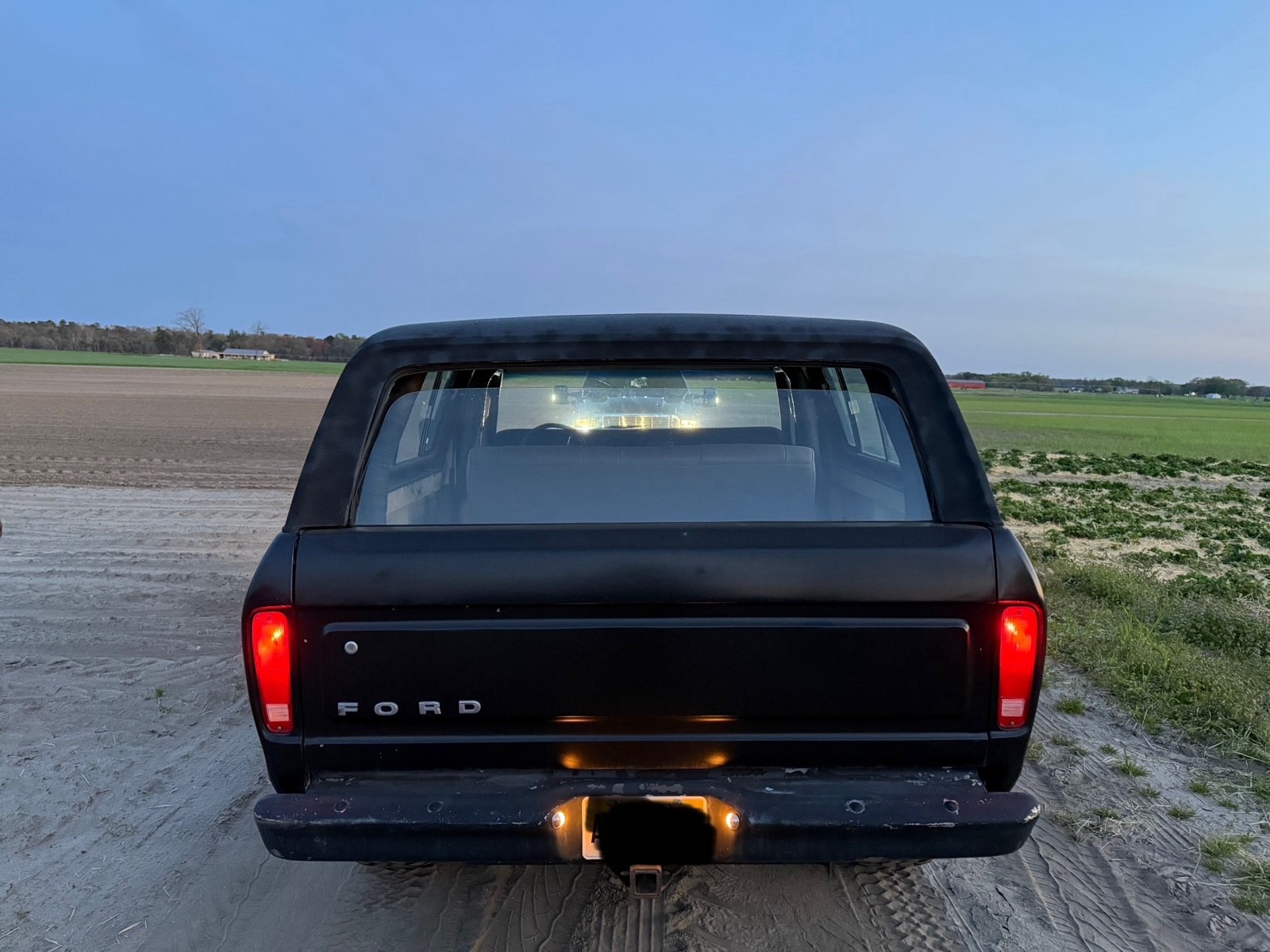 Ford-Bronco-1978-5