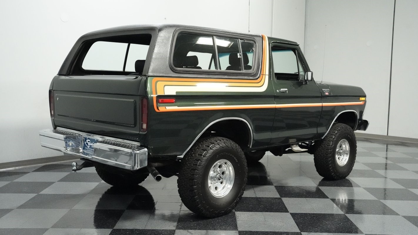 Ford-Bronco-1978-SUV-11