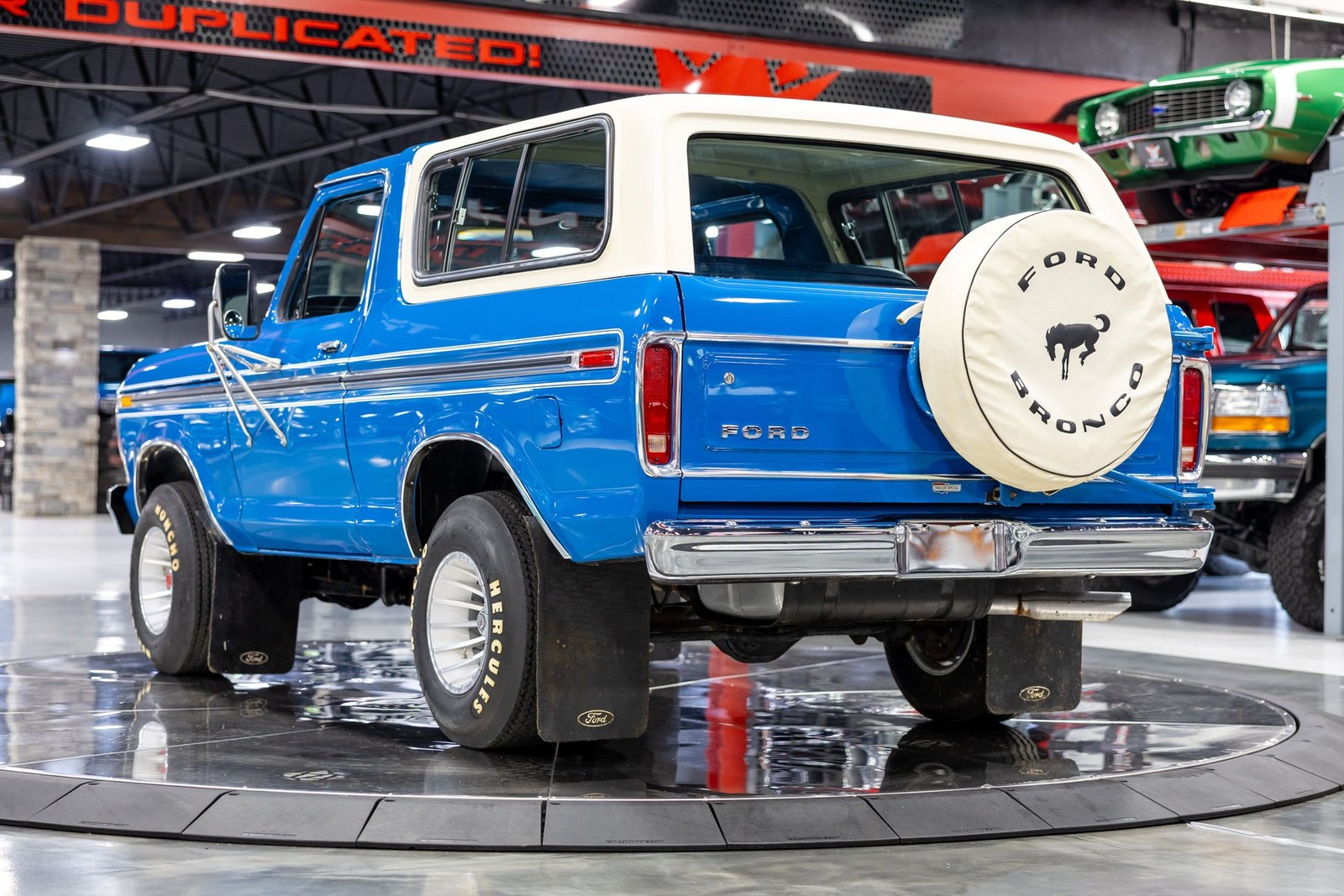 Ford-Bronco-1978-SUV-13