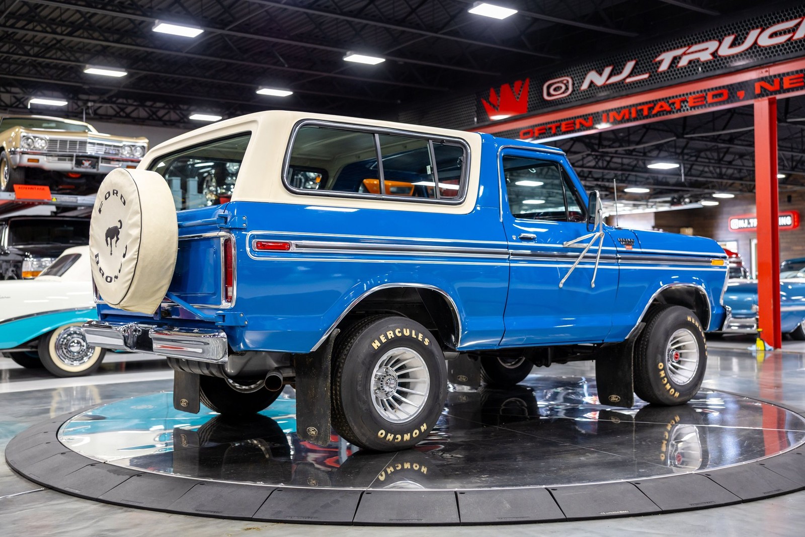 Ford-Bronco-1978-SUV-17