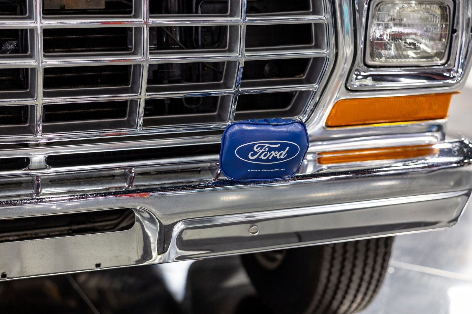 Ford-Bronco-1978-SUV-20
