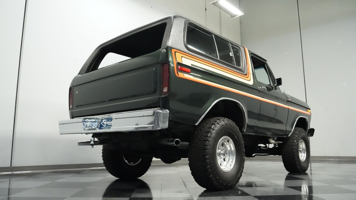 Ford-Bronco-1978-SUV-22