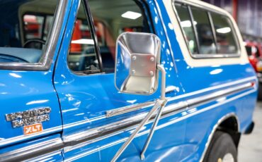 Ford-Bronco-1978-SUV-23