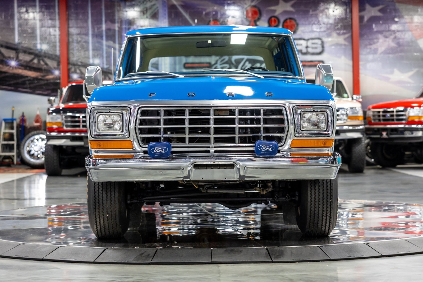 Ford-Bronco-1978-SUV-3