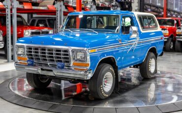Ford-Bronco-1978-SUV-4