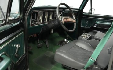 Ford-Bronco-1978-SUV-4