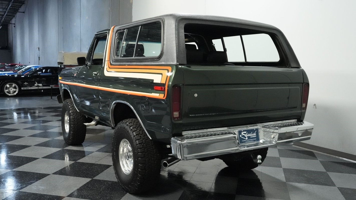 Ford-Bronco-1978-SUV-8