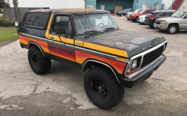 Ford-Bronco-1979-1
