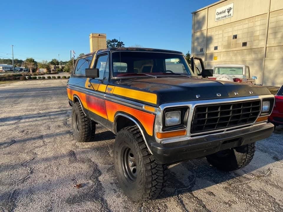 Ford-Bronco-1979-6